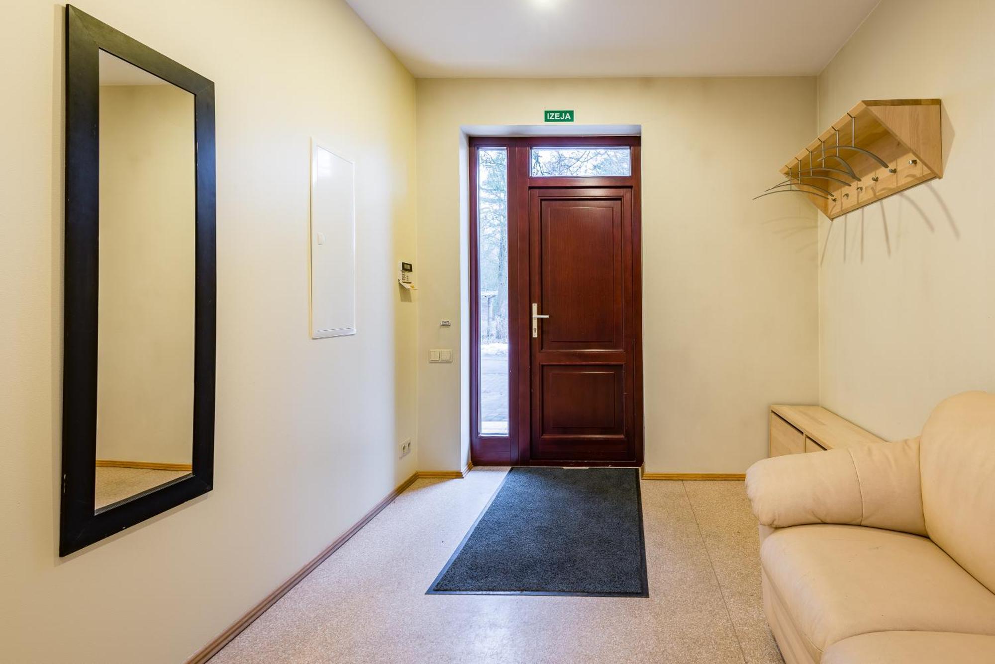 Airport Jurmala Apartment *